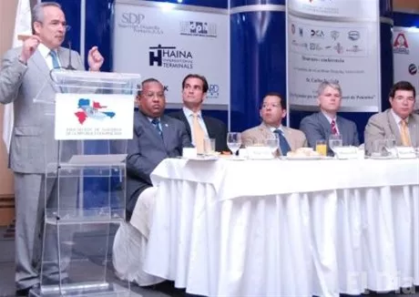 http://eldia.com.do/image/article/98/460×390/0/C0FA35A2-F152-4B44-B341-4F3526F44963.jpeg