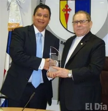 http://eldia.com.do/image/article/103/460×390/0/47DAAF10-F96C-4E1B-A0E0-E6BCBD36D8B9.jpeg