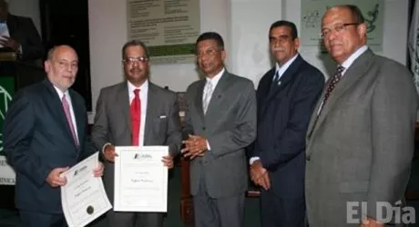 http://eldia.com.do/image/article/99/460×390/0/9482075E-6514-4DEE-B2C5-559F1ED5F023.jpeg