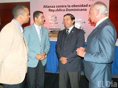 http://eldia.com.do/image/article/100/460×390/0/9D5ABFFD-8E4B-44B7-9F41-CD102ABF2938.jpeg