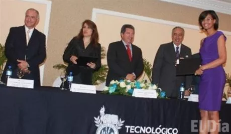 http://eldia.com.do/image/article/102/460×390/0/ADB86E92-1440-4A91-A3BE-34865380F483.jpeg