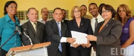http://eldia.com.do/image/article/101/460×390/0/C9BEEE9B-0B99-4229-96D6-986DD4E4F65A.jpeg http://eldia.com.do/image/article/101/460×390/0/C9BEEE9B-0B99-4229-96D6-986DD4E4F65A.jpeg