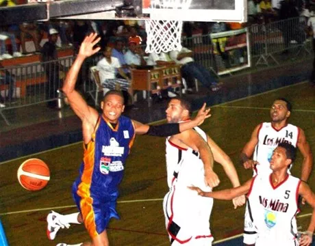 http://eldia.com.do/image/article/103/460×390/0/CB28184C-1BEB-4E06-9E07-4E29EAEEFDFF.jpeg