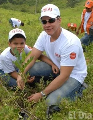 http://eldia.com.do/image/article/106/460×390/0/023304B5-F992-4F71-81B7-3B6DB4A28743.jpeg