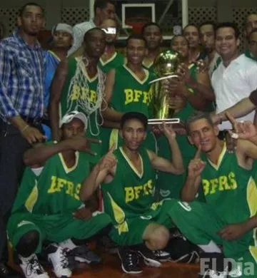 http://eldia.com.do/image/article/106/460×390/0/0B9AC409-3B7E-4D0D-8ADC-CFFD10CF6017.jpeg