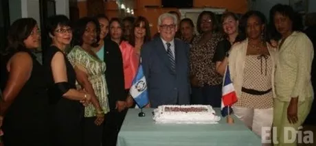 http://eldia.com.do/image/article/105/460×390/0/269733B2-58F1-4D72-AD79-D4D51217322A.jpeg
