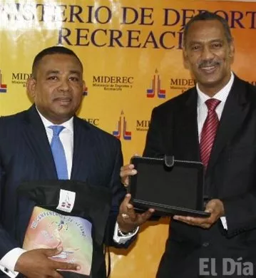 http://eldia.com.do/image/article/106/460×390/0/B0B181A0-F413-40C4-AA1F-AB4A6B43AD94.jpeg