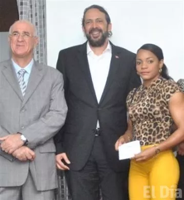 http://eldia.com.do/image/article/105/460×390/0/FF789C5F-F4D5-402F-8771-21F548D32F3D.jpeg