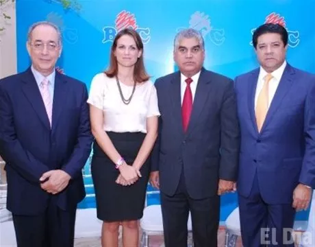 http://eldia.com.do/image/article/107/460×390/0/19AB4D26-00EC-4F3B-BAFD-B682DA0826B5.jpeg