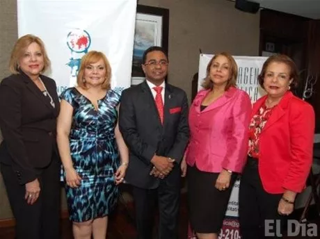 http://eldia.com.do/image/article/108/460×390/0/3545774E-756D-4C6B-871A-5DAB3EEDED63.jpeg