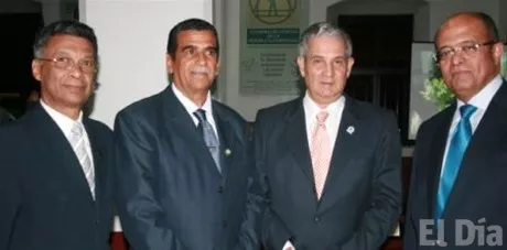 http://eldia.com.do/image/article/106/460×390/0/5061A227-C31C-4EA1-AC98-0650DC122CA2.jpeg