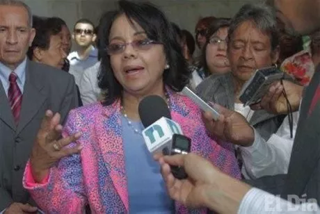 http://eldia.com.do/image/article/106/460×390/0/74D73930-1FB5-432E-B752-0BAC9AE19C54.jpeg