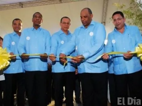 http://eldia.com.do/image/article/107/460×390/0/9AA9EC7D-39DE-4EC8-9A67-8D7B90865AF6.jpeg