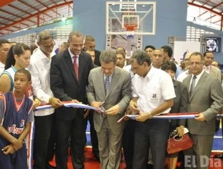 http://eldia.com.do/image/article/109/460×390/0/F3FC8B1A-8533-4FC5-A1B1-CF299A8B8213.jpeg