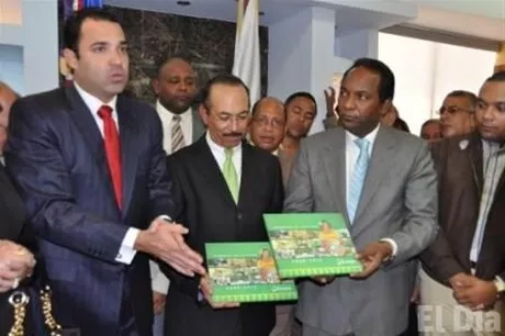http://eldia.com.do/image/article/113/460×390/0/115407FF-1153-4873-A01C-72FB39C577B6.jpeg