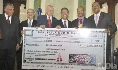 http://eldia.com.do/image/article/112/460×390/0/441D886A-191D-4937-9364-46C886D35F3A.jpeg
