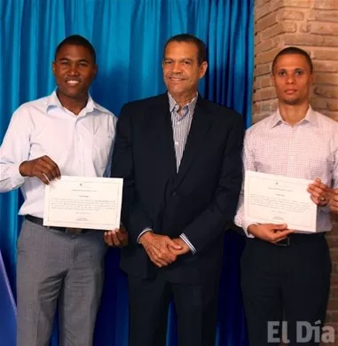 http://eldia.com.do/image/article/111/460×390/0/6FC08686-331E-45E8-991E-476026A864BE.jpeg