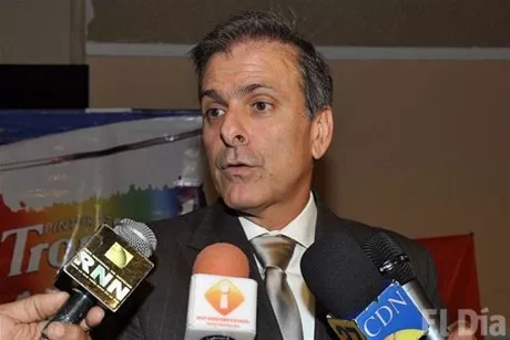 http://eldia.com.do/image/article/111/460×390/0/72193FFE-A43C-41EA-9789-ACABDC252E93.jpeg
