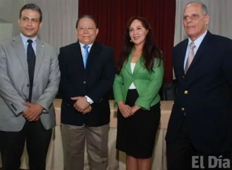 http://eldia.com.do/image/article/112/460×390/0/9D612D39-6AC7-4E44-86D2-AF2A748A1DC4.jpeg
