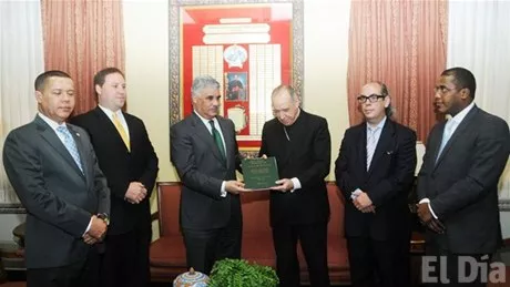 http://eldia.com.do/image/article/115/460×390/0/238E47B9-4C19-46C7-91B4-E86E431BC56C.jpeg