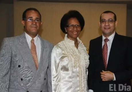 http://eldia.com.do/image/article/117/460×390/0/4E57B80D-670C-4948-802F-BC263B26D3C7.jpeg