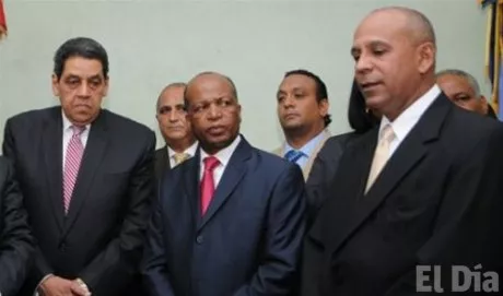 http://eldia.com.do/image/article/116/460×390/0/5AF0606E-A3C8-459A-B389-69BD6EAA9F0A.jpeg