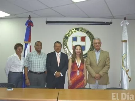 http://eldia.com.do/image/article/115/460×390/0/6E275A54-2ECF-4CC6-A0FA-C94D4340FE3B.jpeg