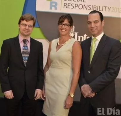 http://eldia.com.do/image/article/116/460×390/0/72D85955-246F-45B1-B3F2-068C56232924.jpeg