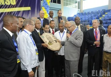 http://eldia.com.do/image/article/115/460×390/0/D1F7D335-EF85-45DA-8D3B-7A26B575B9E9.jpeg
