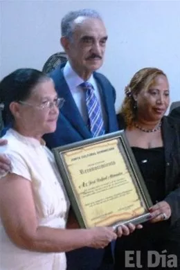 http://eldia.com.do/image/article/118/460×390/0/D38D77A7-F561-4FB6-8705-7D0C39EAF0ED.jpeg
