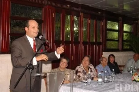 http://eldia.com.do/image/article/121/460×390/0/A90DB6F9-E0A8-490F-BD9F-321E9DE1AC6A.jpeg