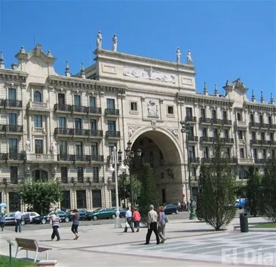 http://eldia.com.do/image/article/121/460×390/0/B71DCF51-3C88-40F7-B613-693A4913C520.jpeg