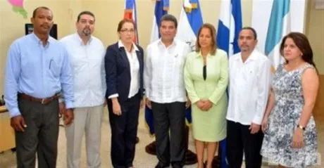 http://eldia.com.do/image/article/121/460×390/0/D859C0E7-11D2-4632-A9E1-98B3FD76D689.jpeg