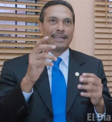 http://eldia.com.do/image/article/122/460×390/0/5B0AEBBD-DF65-48C3-BC39-6779CC3A897B.jpeg