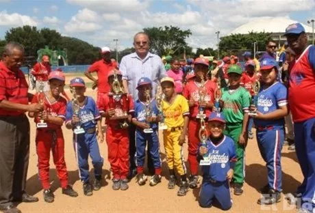 http://eldia.com.do/image/article/122/460×390/0/9A5666D8-931C-4A83-82B5-E004DC7ED9EF.jpeg