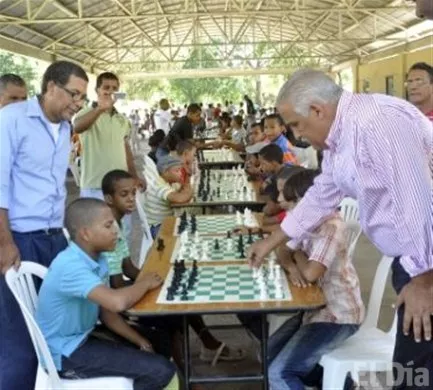 http://eldia.com.do/image/article/122/460×390/0/9C0E349C-0C71-446F-8F79-5EC72D82E410.jpeg
