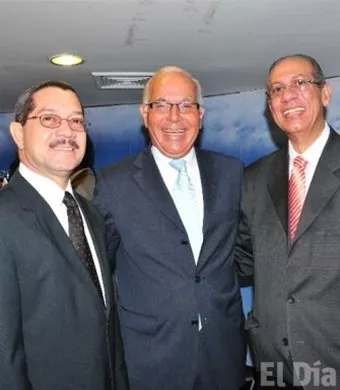 http://eldia.com.do/image/article/131/460×390/0/1327C611-178D-4095-8FB2-1B30EF4A46CC.jpeg