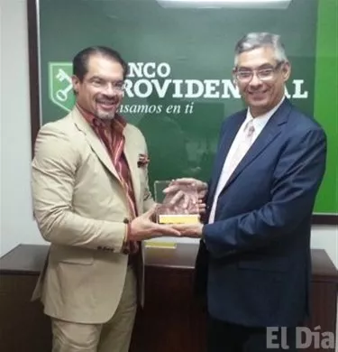 http://eldia.com.do/image/article/129/460×390/0/13A11A5E-5650-4CFF-951E-B0A7C3A6A6DA.jpeg