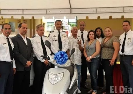 http://eldia.com.do/image/article/132/460×390/0/1B6D871D-D52E-4E8D-B393-B3D5394F45AC.jpeg