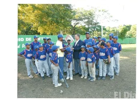http://eldia.com.do/image/article/129/460×390/0/2B97436A-8D19-427C-BE88-F47C0A4F20B6.jpeg