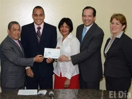 http://eldia.com.do/image/article/134/460×390/0/05C737CE-3E09-402F-A8D4-49E62331DECD.jpeg