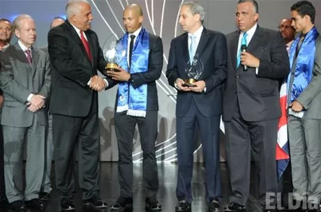 http://eldia.com.do/image/article/136/460×390/0/E51187B8-F4FD-4AF9-B920-9D7F93F9F2CE.jpeg