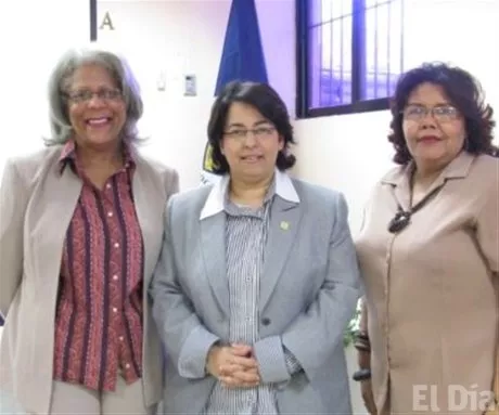 http://eldia.com.do/image/article/139/460×390/0/4F6B747A-BBE4-4436-BCF4-93BD6B4A5993.jpeg