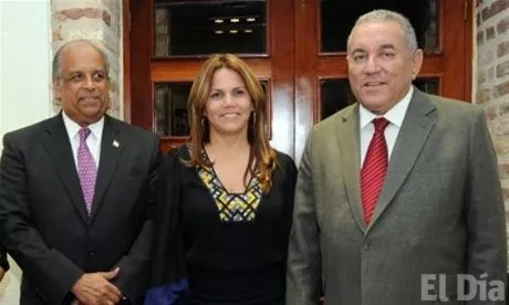 http://eldia.com.do/image/article/138/460×390/0/7D8C3610-11E5-4C41-A8AA-36AD1159771D.jpeg