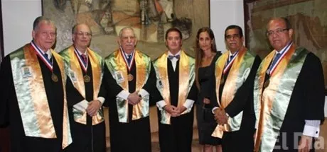 http://eldia.com.do/image/article/139/460×390/0/CA850402-D447-4411-AD75-31C1A6FB5E93.jpeg