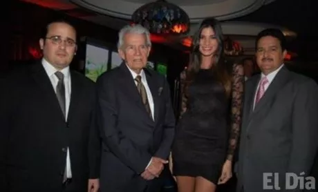 http://eldia.com.do/image/article/142/460×390/0/2697BA26-413D-4F41-A8FB-D4F25A05CC89.jpeg