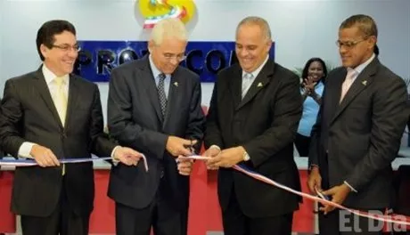 http://eldia.com.do/image/article/142/460×390/0/31B922B8-04CA-4789-B908-0302BDAB73AB.jpeg