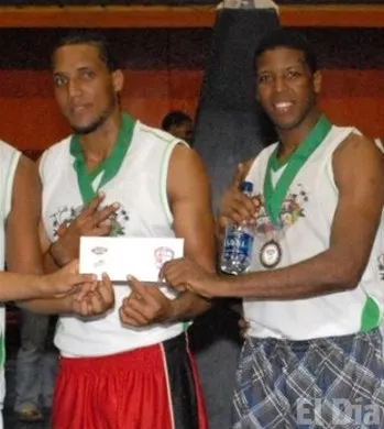 http://eldia.com.do/image/article/141/460×390/0/7E9EF7DD-6BA2-4351-9693-1CF88B0BEAA7.jpeg