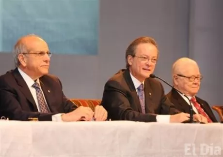 http://eldia.com.do/image/article/146/460×390/0/9A279129-8009-4873-815B-533215065B91.jpeg