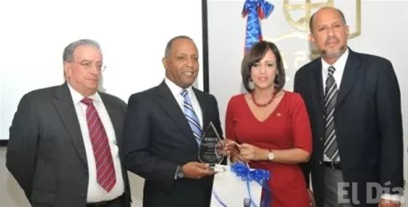 http://eldia.com.do/image/article/146/460×390/0/CDD6C58A-0644-459C-8450-1BF9892534DA.jpeg